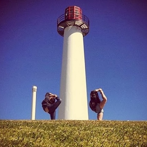 Meet your Posher, C - Picture 1 of 1